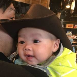 Meet your Posher, Elliot